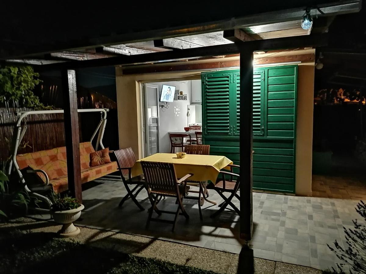 Apartment Taja, Cijela Kuca I Vrt Samo Za Vas Split Eksteriør billede
