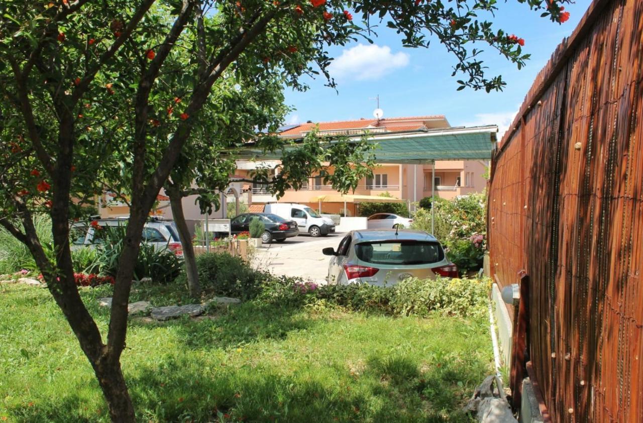Apartment Taja, Cijela Kuca I Vrt Samo Za Vas Split Eksteriør billede