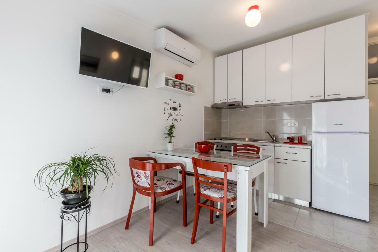 Apartment Taja, Cijela Kuca I Vrt Samo Za Vas Split Eksteriør billede